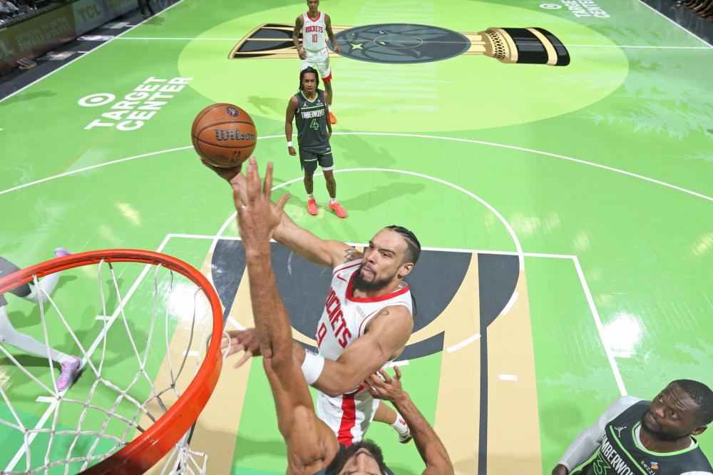 更是对场上 更是对场上