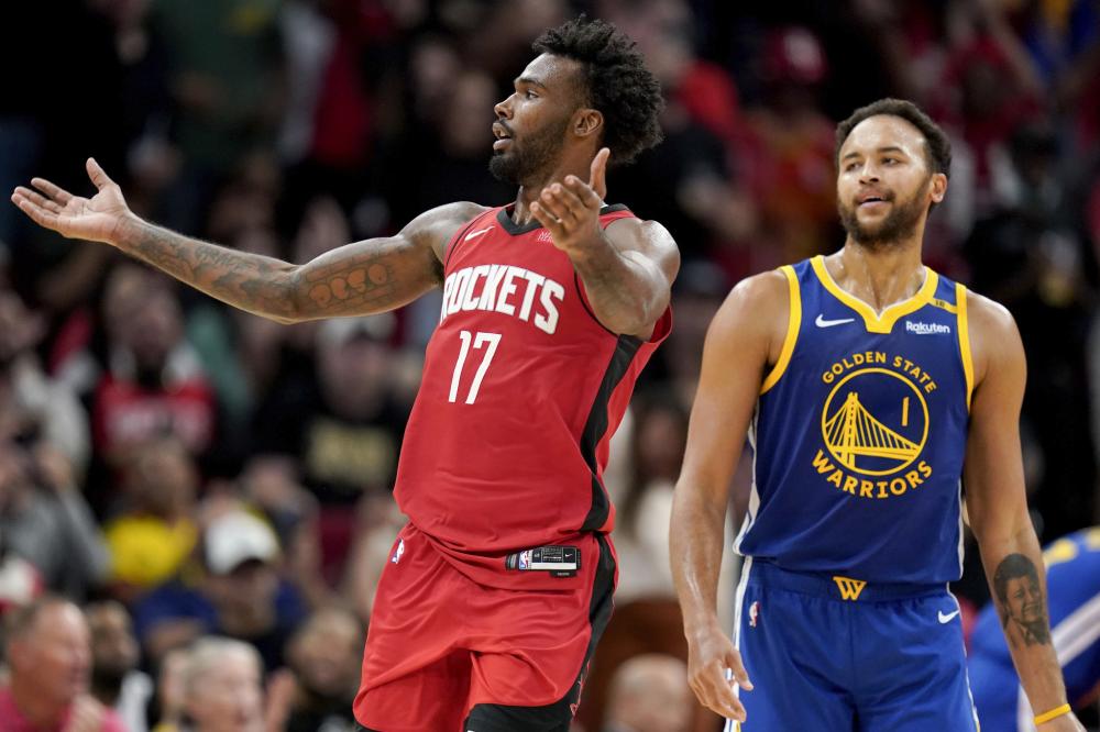 罗马诺：埃因霍温1100万+200万欧正式报价巴萨后卫法耶