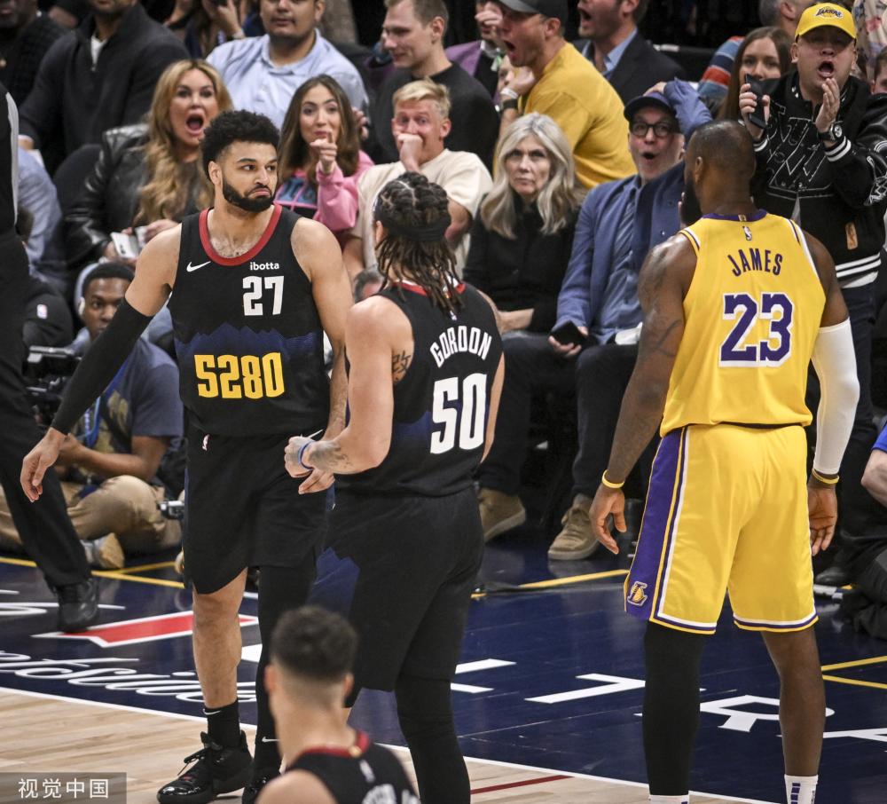 这样更容易 这样更容易